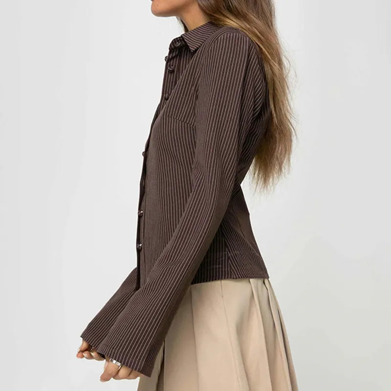 Catharina | Stijlvolle Retro Blouse met Elegante Snit