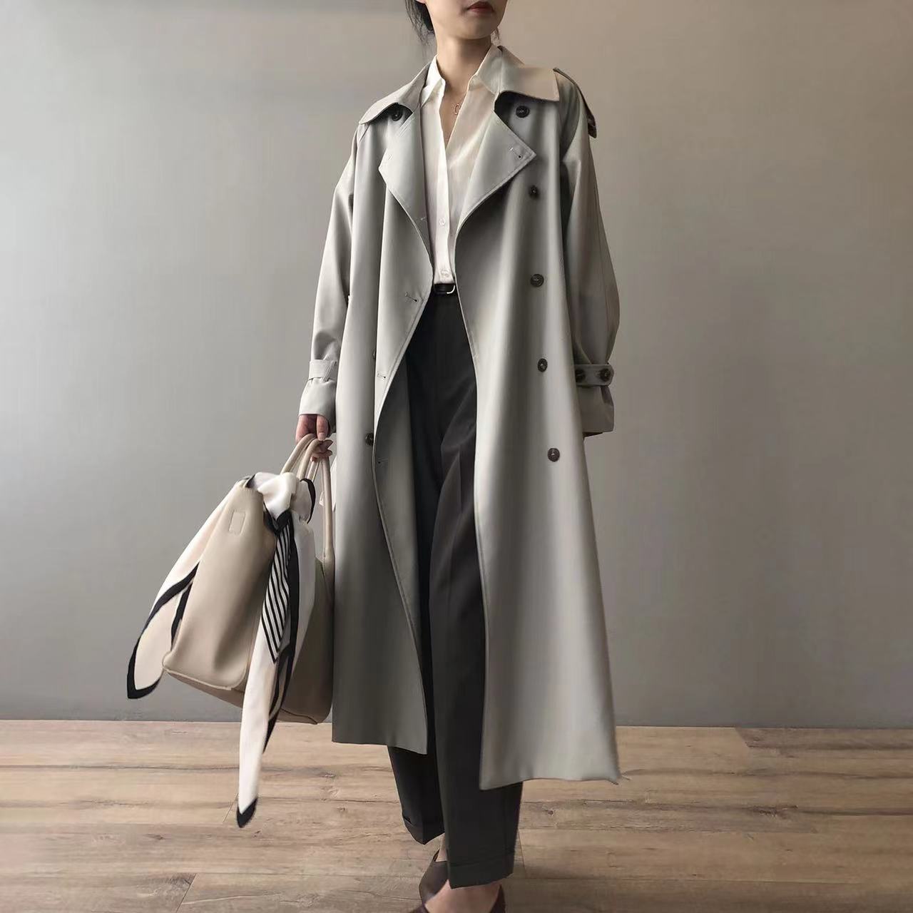 Veerle | Stijlvolle Dames Waterdichte Lange Trenchcoat met Reverskraag