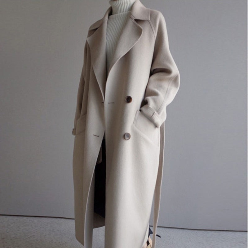 Alida | Stijlvolle Lange Trenchcoat met Luxe Afwerking