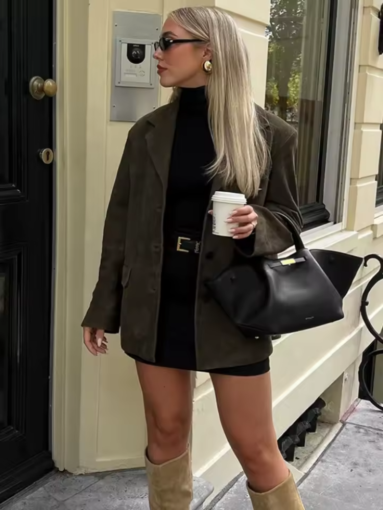 Yara | Stijlvolle Bruine Damesjas met Luxe Afwerking