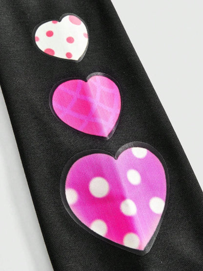 Streetwear Hoodie – Zwarte Unisex Hoodie met Roze Cartoonprint en Hartjes